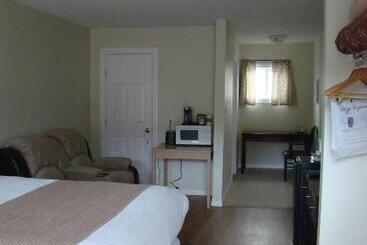 مُتل Paddock Inn
