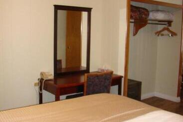 مُتل Paddock Inn