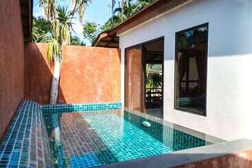 Chawengburi Resort
