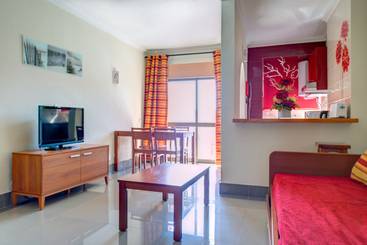 Choromar Apartments