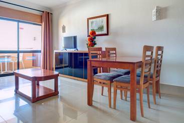 Choromar Apartments