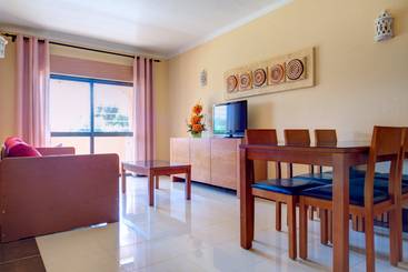 Choromar Apartments