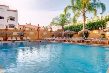 Choromar Apartments
