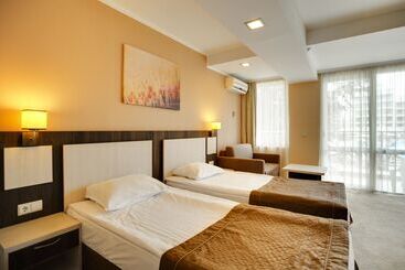 Dit Evrika Beach Club Hotel   All Inclusive