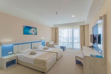 Dit Evrika Beach Club Hotel   All Inclusive