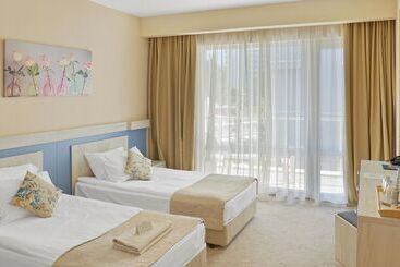 Dit Evrika Beach Club Hotel   All Inclusive