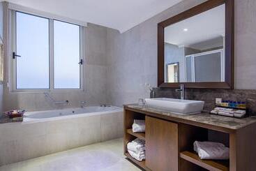هتل Acapulco Resort Convention Spa