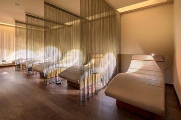 هتل Acapulco Resort Convention Spa
