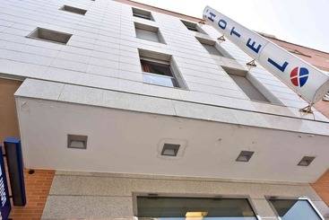Hotel Adsubia