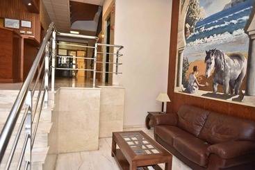Hotel Adsubia