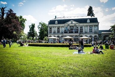 هتل Vaeshartelt Maastricht
