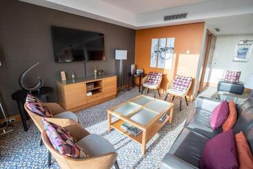 هتل Crowne Plaza Brussels Airport, An Ihg