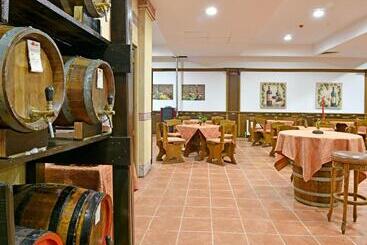 Estreya Residence Hotel And Spa