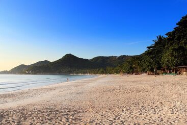 هتل First Bungalow Beach Resort