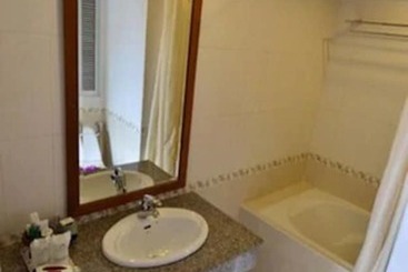 هتل First Bungalow Beach Resort