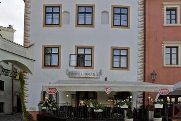 هتل Grand