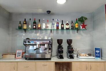 هتل Holiday Inn Express Madrid Alcorcón, An Ihg