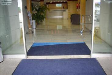 هتل Holiday Inn Express Madrid Alcorcón, An Ihg
