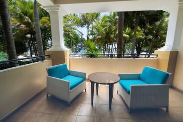 هتل Iberostar Waves Costa Dorada