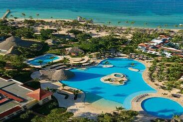 هتل Iberostar Selection Hacienda Dominicus