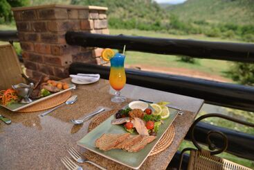 هتل Kwa Maritane Bush Lodge