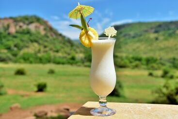 هتل Kwa Maritane Bush Lodge