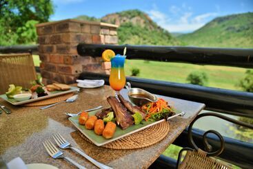 هتل Kwa Maritane Bush Lodge