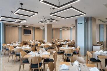 Hotel Neptun Beach