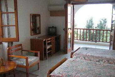 Отель Onar Holiday Village