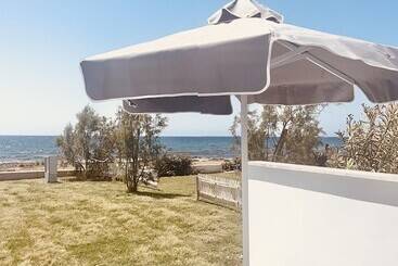 هتل Piere Anne Beach