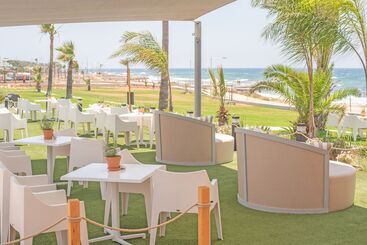 هتل Piere Anne Beach