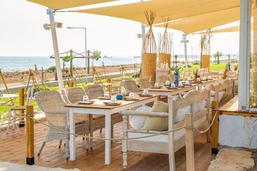 هتل Piere Anne Beach