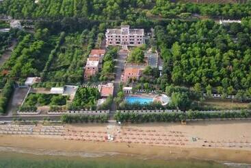 هتل Residence Adria