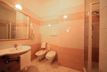 هتل Residence Adria