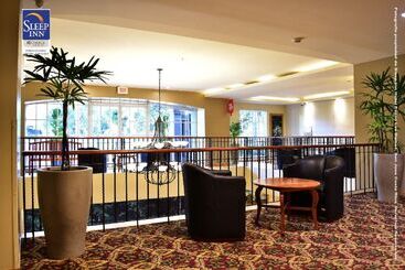 ホテル Sleep Inn Paseo Las Damas