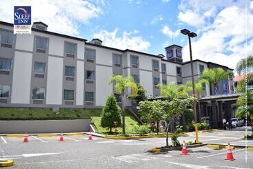 ホテル Sleep Inn Paseo Las Damas