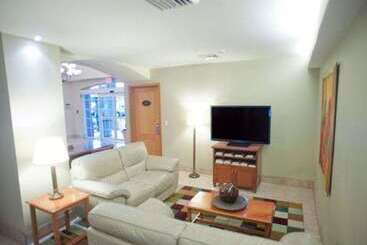 هتل Sleep Inn Paseo Las Damas