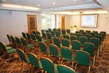 ホテル Sleep Inn Paseo Las Damas