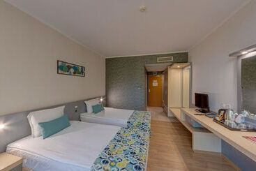 Sol Marina Palace Hotel   All Inclusive & Adults Only
