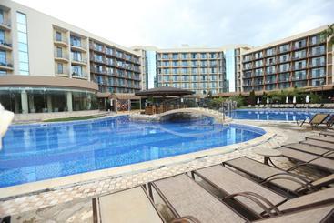 ホテル Tiara Beach  All Inclusive