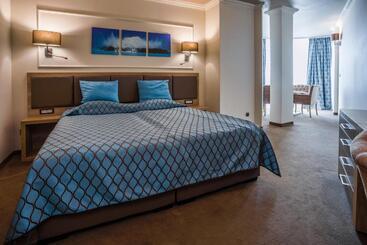 ホテル Tiara Beach  All Inclusive