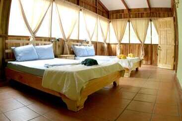 Turtle Beach Lodge