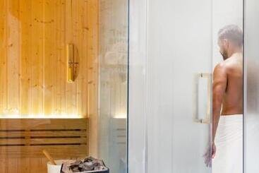 هتل Twinpalms Surin Phuket Resort