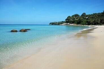 هتل Twinpalms Surin Phuket Resort