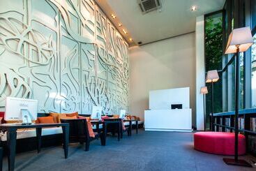 هتل Twinpalms Surin Phuket Resort