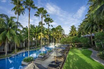 هتل Twinpalms Surin Phuket Resort