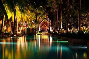 هتل Twinpalms Surin Phuket Resort
