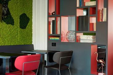 Iq Hotel Milano