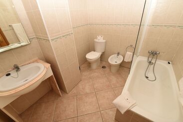 Praia Da Lota Resort - Beachfront Apartments