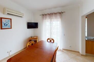 Praia Da Lota Resort - Beachfront Apartments